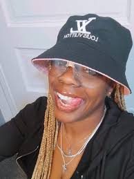 Happy Sunday!!! ✊🏾