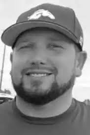 Tyler Maxwell's Instagram, Twitter & Facebook