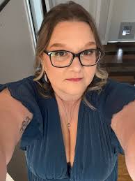 Bonnie bonbons dating profile picture 🤣