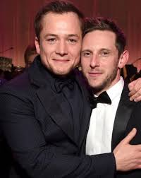 Carpool Karaoke Taron Egerton Richard Madden Watch Online Pin By Addie Roush On Taron Egerton Taron Egerton Kingsman Taron Egerton Actors