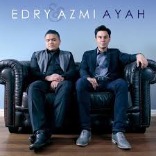 Semua tak tahu siapa yg nyanyi until lampu highlight kat azmi. Edry Bergerak Solo Rakam Single Pertama Dengan Azmi Caliph Buskers Gempak