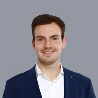 60+ "Luís Baum" profiles