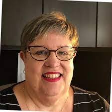 Gwendolyn Mcdonald's Instagram, Twitter & Facebook