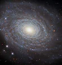 The Eponymous NGC 691 | ESAHubble