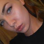 Dara Michaelson's Instagram, Twitter & Facebook