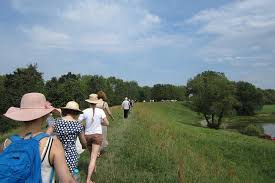 Ce fût un grand plaisir pour moi de rencontrer nos . athlètes en nage synchronisée et leurs entraîneures à leur centre national. Concerts