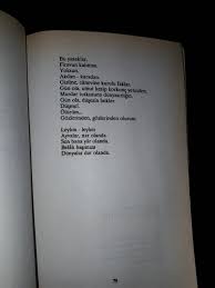 Ve ahmedin işi ilk rasgidiyor. Hasretinden Prangalar Eskittim Sozleri Sozlermer