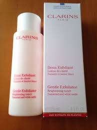 Black And White Bleaching Cream Reviews Review Of The Clarins Gentle Exfoliator Brightening Toner Clarins Skincare Skin Care Gentle Exfoliator