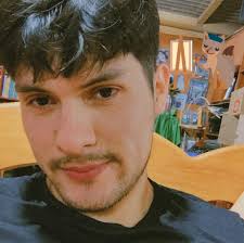 Nos despedimos de los stickers de la famosa pequeña.