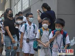 他在家說方言，在學校說普通話。 msc, trad.他在家说方言，在学校说普通话。 msc, simp. Q3mrczpixzod0m