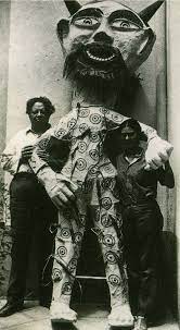 Ressam Feminist Komunist Ve Asik 13 Fotografla Frida Kahlo Onedio Com Frida And Diego Diego Rivera Frida Kahlo Diego Rivera