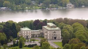 Villa hügel (wien), villa des freiherrn carl von hügel in wien villa hügel (darmstadt) , eine von wilhelm carl gustav von doderer erbaute villa in darmstadt dies ist eine begriffsklärungsseite zur unterscheidung mehrerer mit demselben wort bezeichneter begriffe. Villa Hugel Medienwerkstatt Wissen C 2006 2021 Medienwerkstatt
