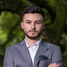 Daniel Alzate (@danialza21)