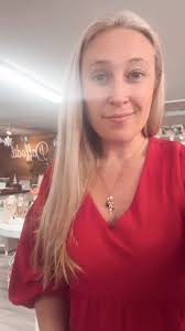 Daffodil Boutique, LLC added a...