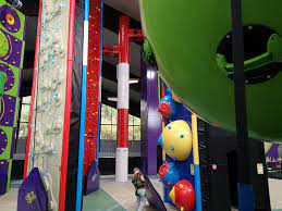 viel mehr als nur eine trampolinhalle das jump and climb am untreusee hof stadtlandhof