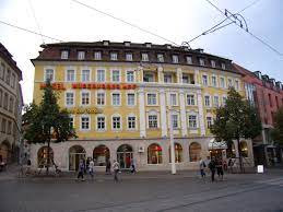 See more of esprit würzburg barbarossap edc on facebook. Datei Wurzburg Barbarossaplatz 2 Jpg Wikipedia
