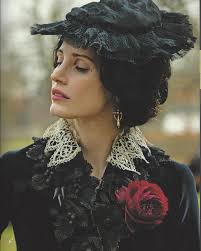 Lately I rediscovered my love for gothic novels (early & late Victorian  era). Sometimes it too heavy to digest, but I'm so excited about its  darkness, occultism paired with fixation