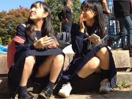 Jc 座り パンチラ