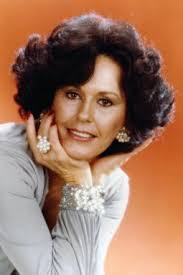 Miriam Voss's Instagram, Twitter & Facebook