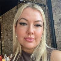 Olivia Stuart's Instagram, Twitter & Facebook