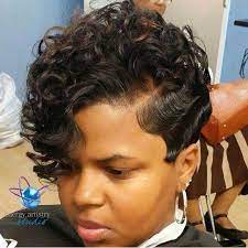 Pin En Curls Buns Braids Bobs Knots And Twists