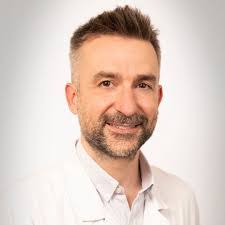 Joe Elie's Instagram, Twitter & Facebook