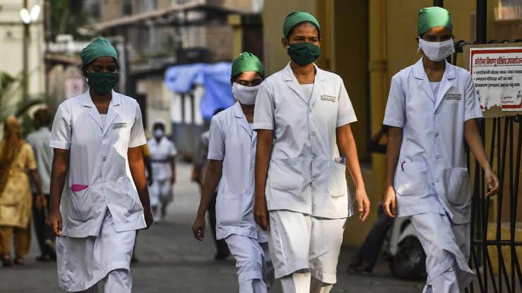 BSc Nursing : नर्सिंग छात्रों की कॉपियों की बिना फीस दोबारा होगी जांच, 900  स्टूडेंट्स हुए थे फेल, थ्योरी परिणाम स्थगित, Career Hindi News - Hindustan