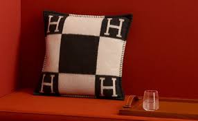 Check spelling or type a new query. Is The 1 000 Hermes Avalon Pillow Worth The Price