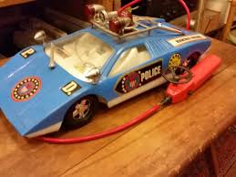 Huracan'ın, kamuya yararlı işler dışında. Reel Italyan Kumandali Polis Arabasi