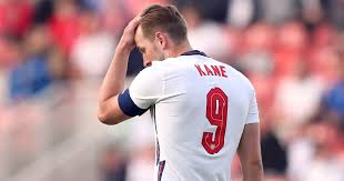Harry kane squanders golden chance to give england the lead against. It Goes On Hoddle Suggests England Players May Be Tapping Up Kane Football365