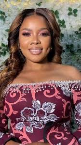 Upendo huvumilia, hufadhili; upendo hauhusudu; upendo hautakabari;  haujivuni; , Charity suffereth long, and is kind; charity envieth not;  charity vaunteth not itself, is not puffed up,, 1 WAKORINTHO ...