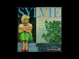 Sylvie Vartan La Plus Belle Pour Aller Danser Youtube Youtube Songs Around The Worlds