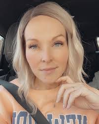 Christina Diggs's Instagram, Twitter & Facebook