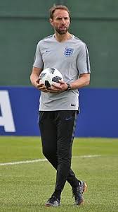 Southgate is a suburban area of north london, england in the london borough of enfield.it is located around 8 miles (13 km) north of charing cross.the name is derived from being the south gate to enfield chase Sautgejt Garet Vikipediya Chto Takoe Sautgejt Garet