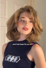 Olivia Greenwood's Instagram, Twitter & Facebook