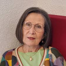 Nachwuchsviolinistin Lois Pfeifer aus Klagenfurt und Jungstudentin im  Exzellenzcluster Musik (ECM) unter Christian Tachezi an der  Gustav-Mahler-Privatuniversität (GMPU) ist am Freitag mit dem  Publikumspreis der ORF-Sendung „Goldene Note“ ausgezeichnet ...