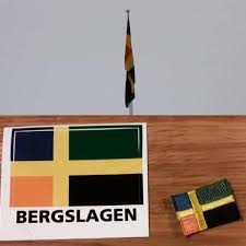 Här kan ni studera samt ladda ner en stor bild av sveriges flagga. Sen I Mandags Ar Abrahamsgarden Hantverk Diversehandel Facebook