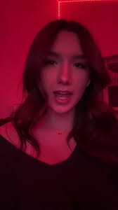 Autumn Ogle's Instagram, Twitter & Facebook