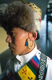 tibetan-man-hat-earrings-colorful ...