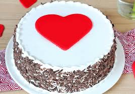 Cakes and cupcakes in their different shapes and colors have always been the best popular gift for valentine's day.there are many different designs and decorating ideas when it comes decorate a romantic cake. Valentine Day Cake Ideas Kalpa Florist
