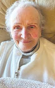 Kids design wrapping paper at library