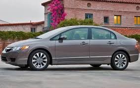 Refined and reliable, the plucky honda civic has stayed competitive even as it enters its fifth year on the market for the 2010 model year. 2010 Honda Civic Review Ratings Edmunds