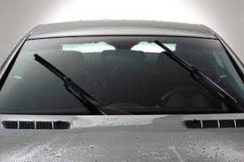 Ini bagus bagi persekitaran perumahan jenis padat. Ketahui Manfaat Wiper Kereta Diangkat Ketika Parkir Motoqar