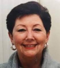 Jeannette Barrett's Instagram, Twitter & Facebook