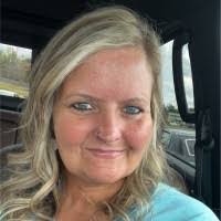 Jennifer Bagwell's Instagram, Twitter & Facebook