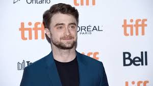 His father is from a northern irish protestant background, while his mother was born in south africa, to a jewish family (from lithuania, poland, russia, and germany). Harry Potter 20th Anniversary Reunion Daniel Radcliffe Isn T Optimistic