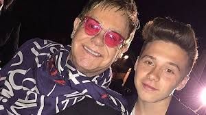 Elton John 'makes feelings clear' with telling message to Brooklyn Beckham 