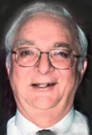 Holly Parkhurst's Instagram, Twitter & Facebook