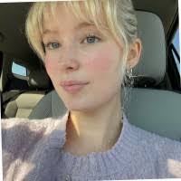 Dawn Mire's Instagram, Twitter & Facebook