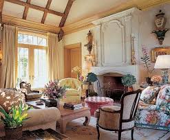Come progettare gli interni e gli esterni di una casa di campagna? Come Arredare Una Casa Di Campagna Facile Ristrutturare